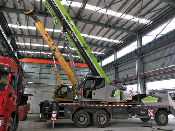 李沧区高空车出租需要注意哪些安全事项？